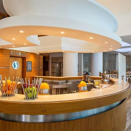 Курортный комплекс Cornelia De Luxe 5*